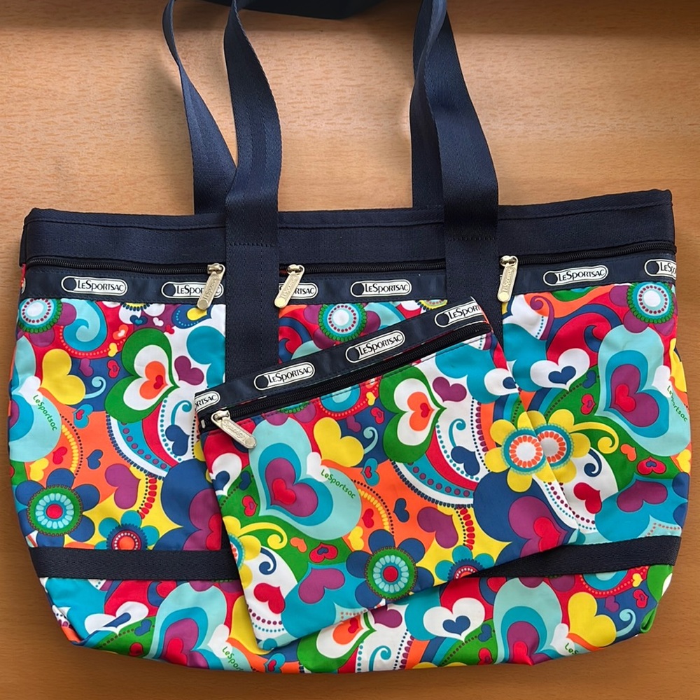 LeSportsac Medium Travel Tote in Shazam